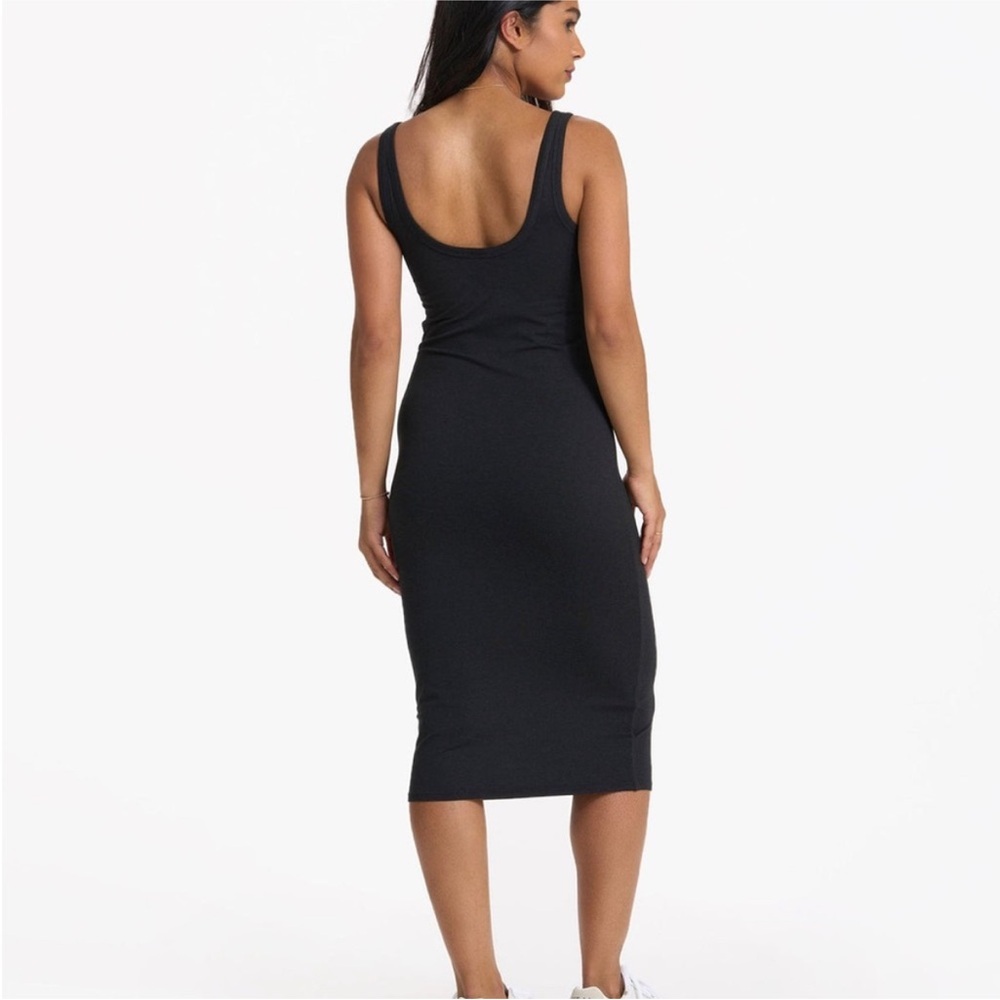 Vuori charcoal grey halo essential  Dress
